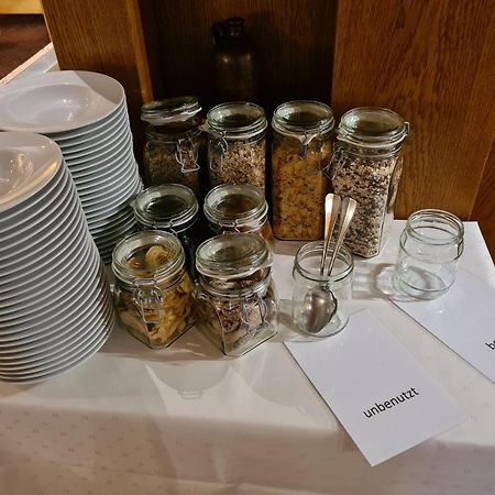 Hotel-Restaurant Kunz Pirmasens Eksteriør billede