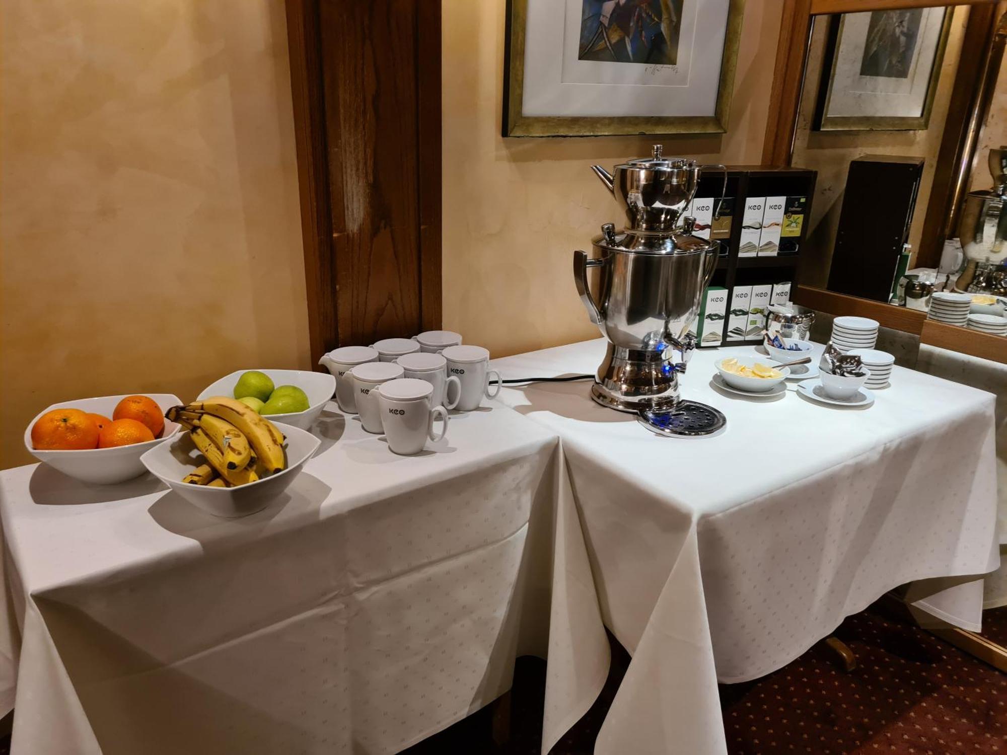 Hotel-Restaurant Kunz Pirmasens Eksteriør billede