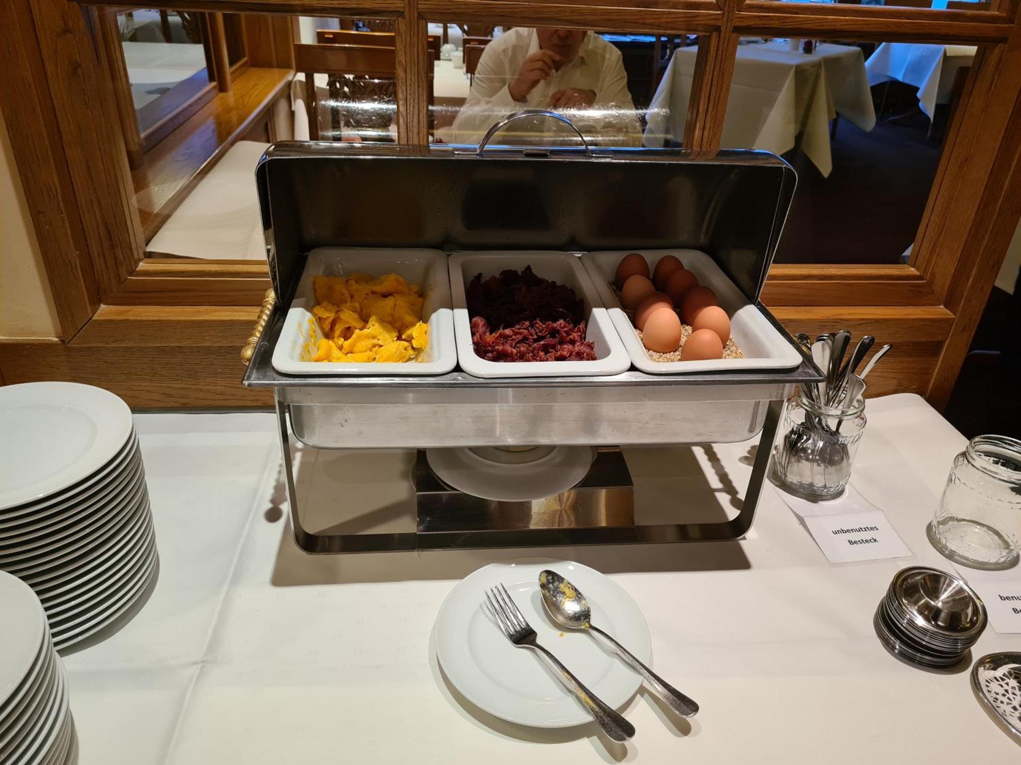 Hotel-Restaurant Kunz Pirmasens Eksteriør billede