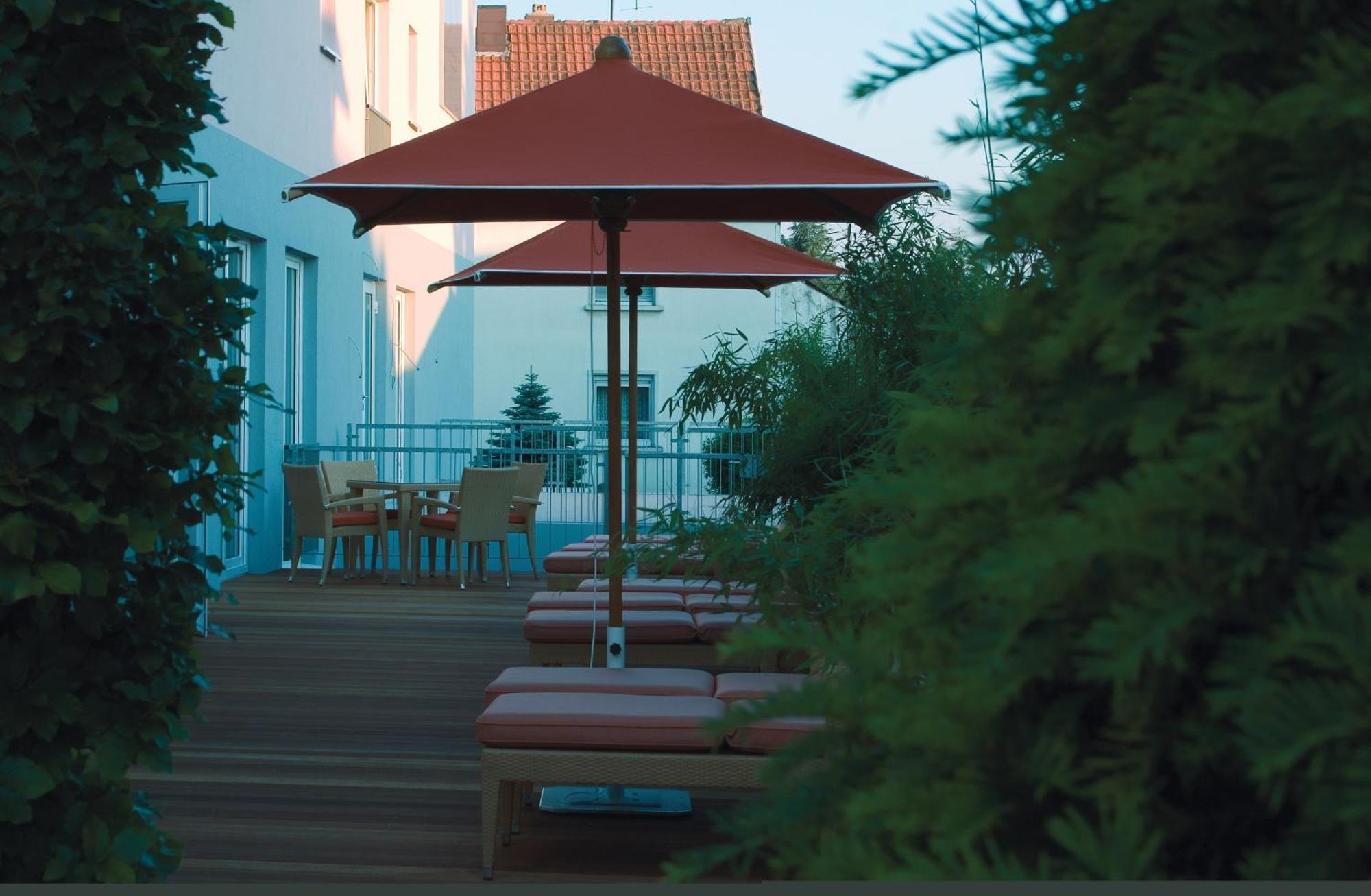 Hotel-Restaurant Kunz Pirmasens Eksteriør billede