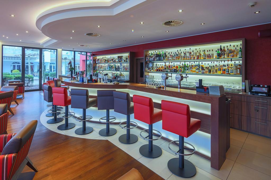 Hotel-Restaurant Kunz Pirmasens Eksteriør billede