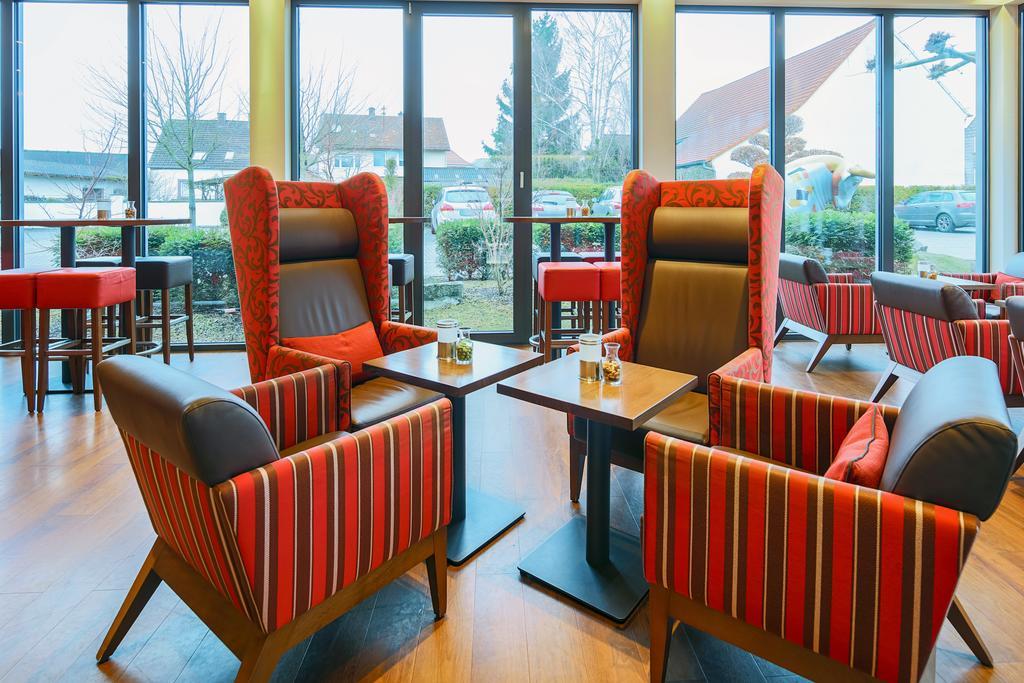 Hotel-Restaurant Kunz Pirmasens Eksteriør billede
