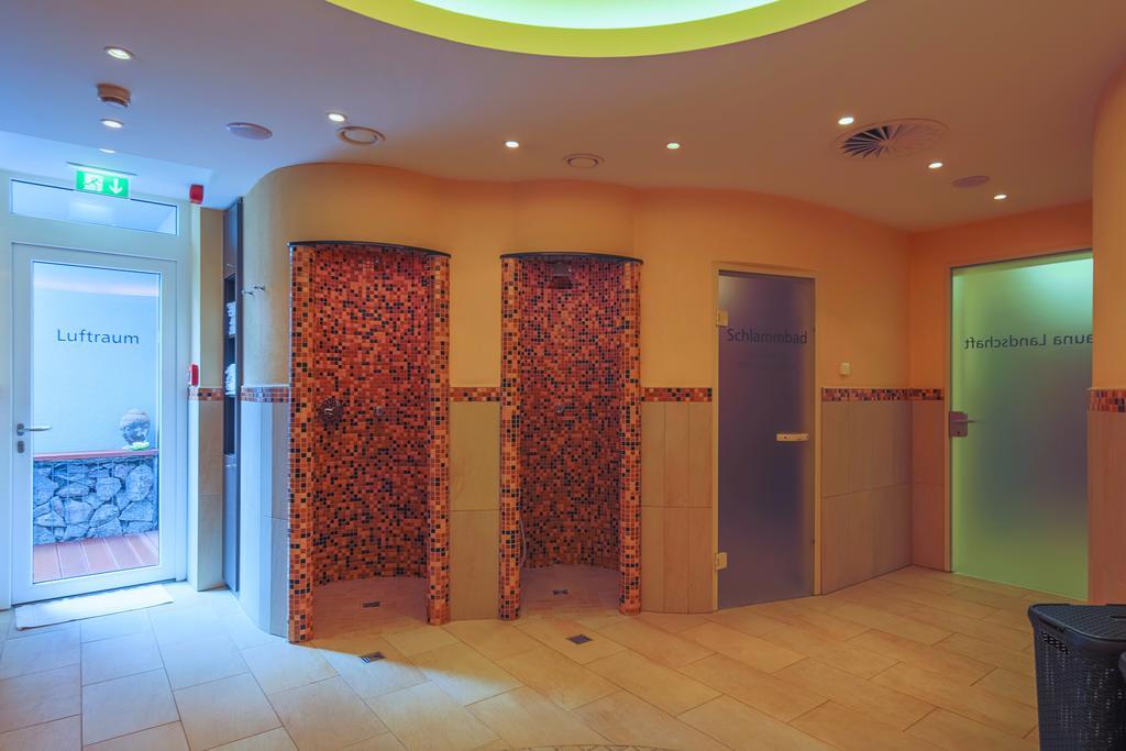 Hotel-Restaurant Kunz Pirmasens Eksteriør billede